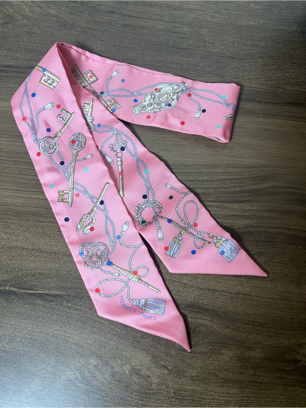 Hermes Pink Silk Twilly Les Clés à pois
